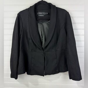 Studio by Torrid Women's soft peplum Black Suit blazer Jacket. Torrid size 1